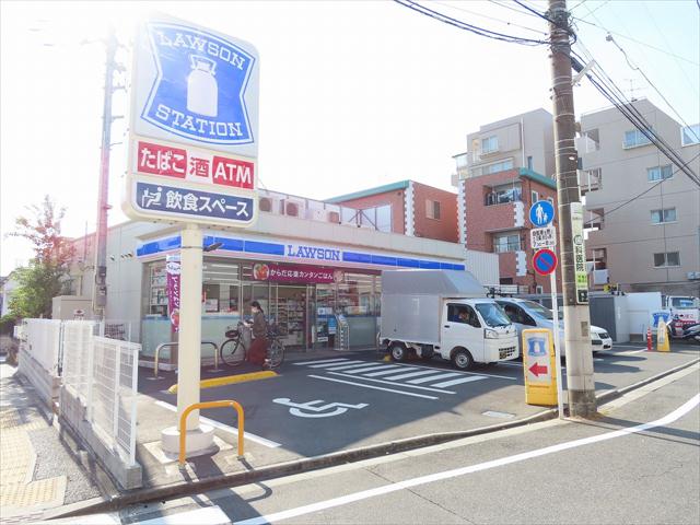 コンビニ　ローソン 板橋二丁目店（コンビニ）まで599m