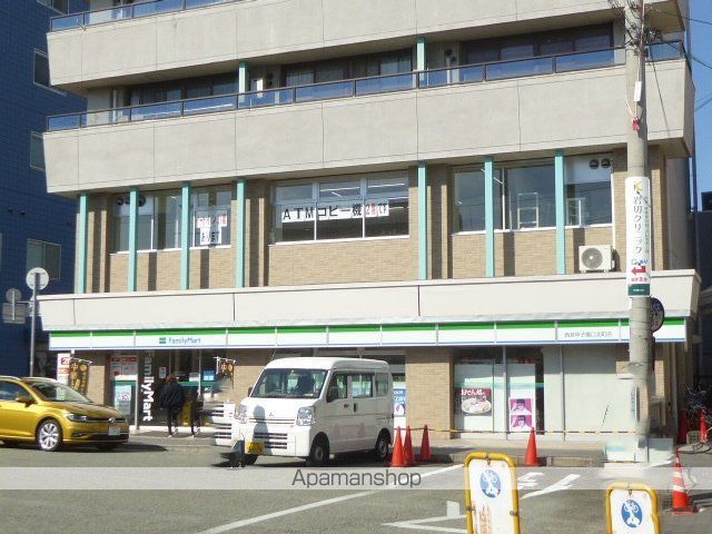 コンビニ　ファミリーマート西宮甲子園口北町店（コンビニ）まで309m