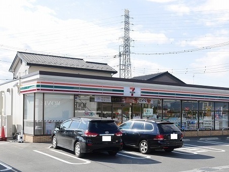 コンビニ　セブンイレブン南大類町店（コンビニ）まで450m