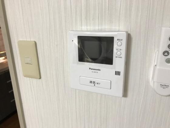 スカイヒルズ新道出 　 室内