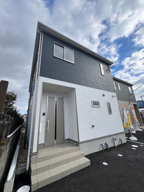 エントランス　清潔なエントランスです★