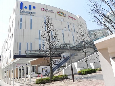 ショッピングセンター　ららぽーと柏の葉（ショッピングセンター）まで700m