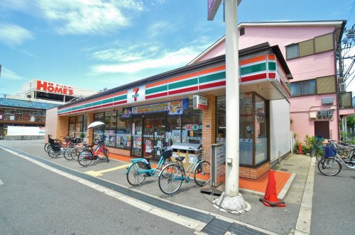 コンビニ　セブン-イレブン大阪南津守１丁目店（コンビニ）まで441m