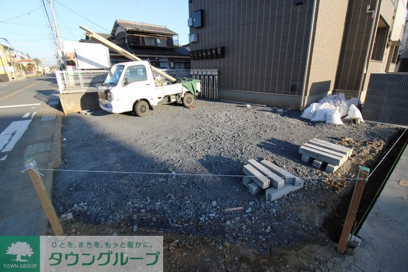 駐車場　駐車場