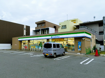 コンビニ　ファミリーマート 名古屋大幸四丁目店（コンビニ）まで1700m
