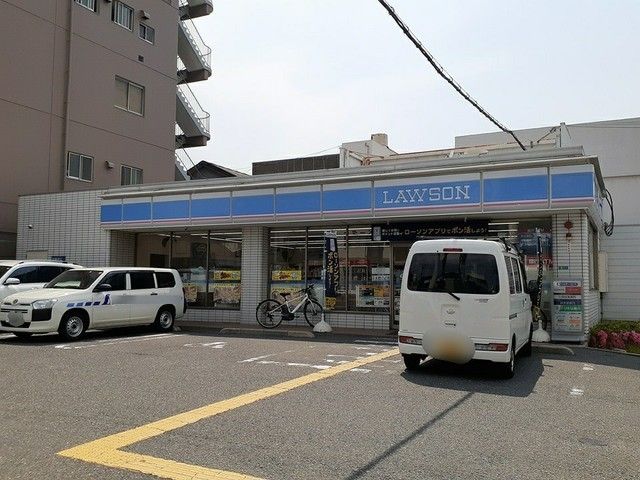 コンビニ　ローソン様（コンビニ）まで283m
