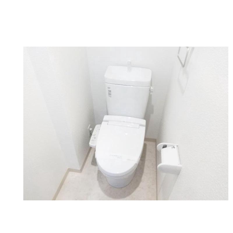 トイレ　冬場の強い味方です！！