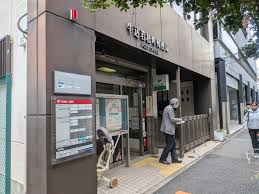 郵便局　牛込若松町郵便局（郵便局）まで128m