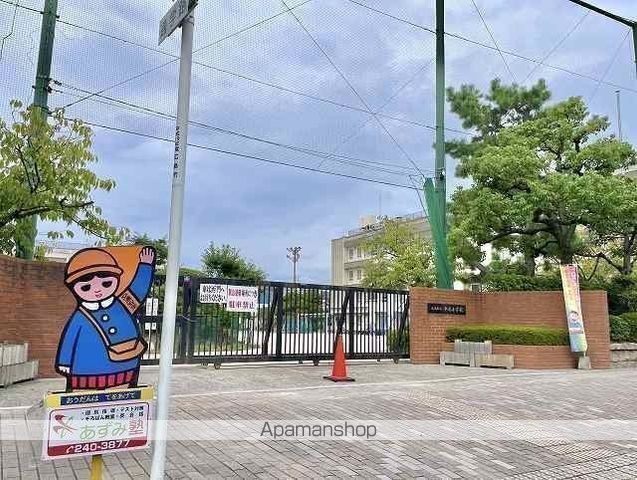 小学校　中島小学校（小学校）まで431m