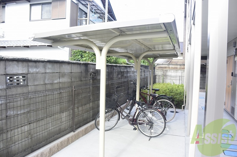 その他　駐輪場です。