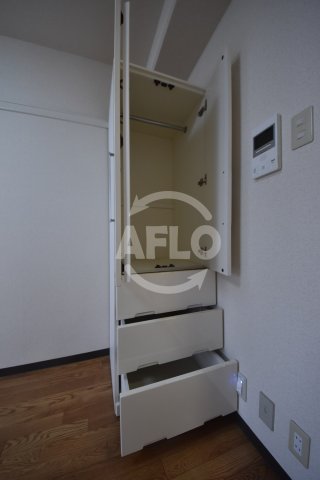収納　カセッティ新町　クローゼット