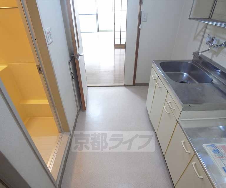 その他部屋・スペース　キッチン周り広いです