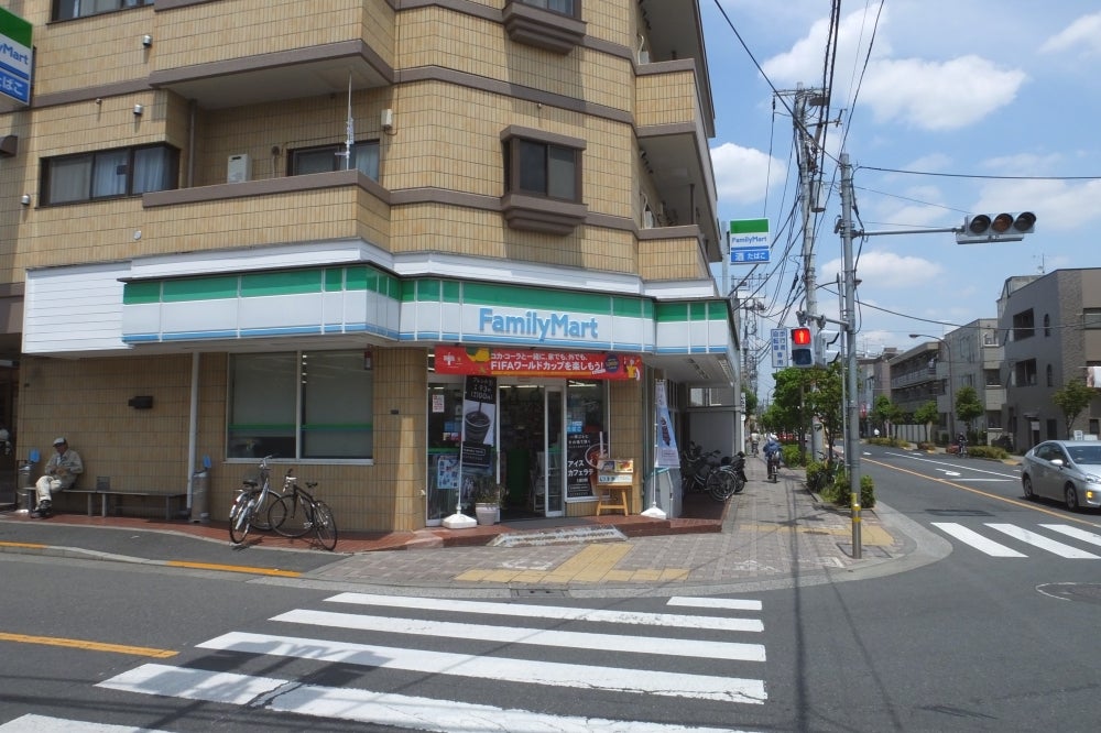 コンビニ　ファミリーマート 武蔵境二丁目店（コンビニ）まで473m