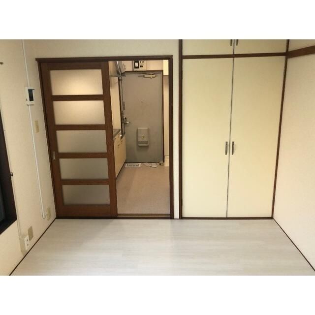 その他部屋・スペース　明るい色調の室内です