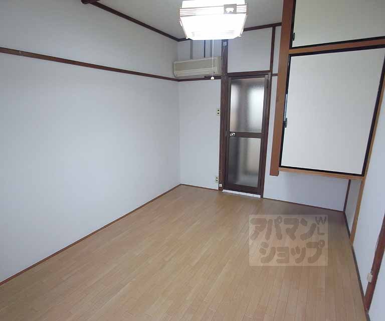 居室・リビング　６．３帖洋室です。
