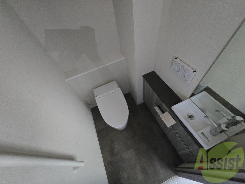 トイレ　トイレです。ウォシュレット付を探している方、おすすめです。