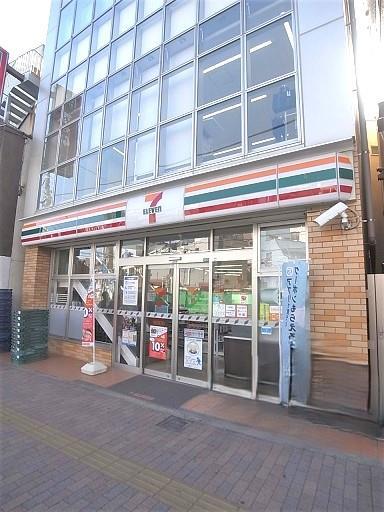 コンビニ　セブンイレブン西船橋店（コンビニ）まで240m