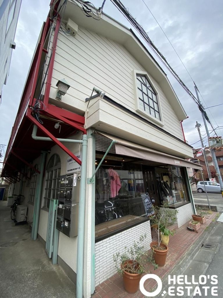 建物外観　エントランス