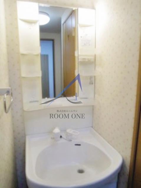 洗面設備　洗面台です。