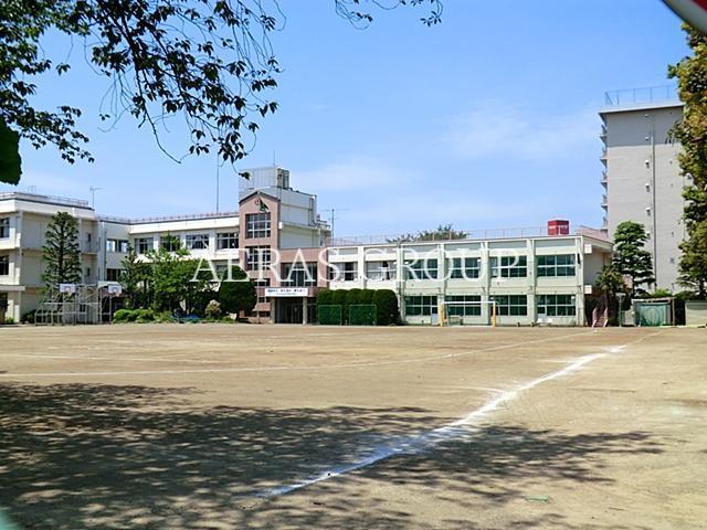 中学校　大田区立田園調布中学校（中学校）まで960m