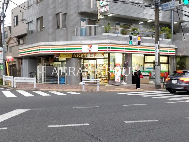 コンビニ　セブン-イレブン 世田谷１丁目店（コンビニ）まで223m