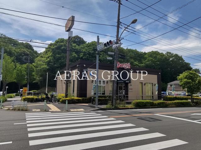 飲食店　デニーズ 南大沢店（飲食店）まで372m
