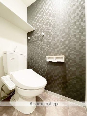 セレーナ飯塚IIIのトイレ写真