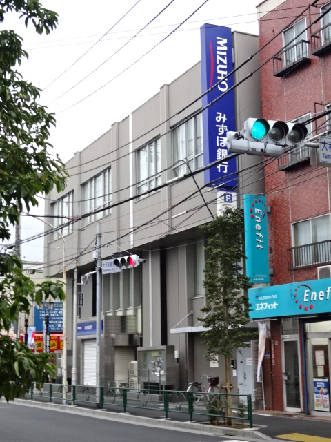 銀行　みずほ銀行 高円寺北口支店（銀行）まで187m
