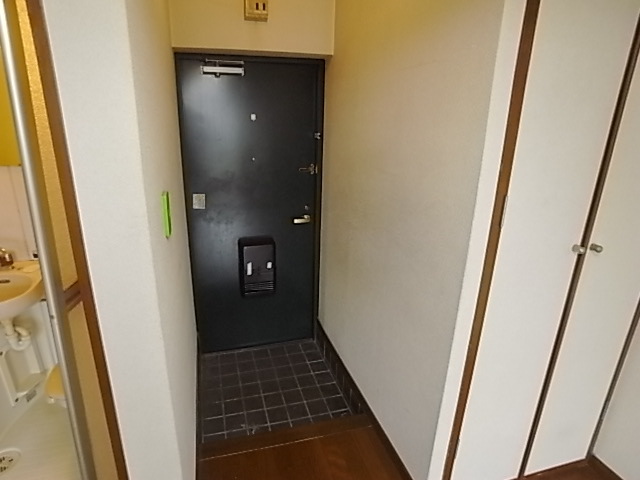 Collection塚口本町の玄関写真