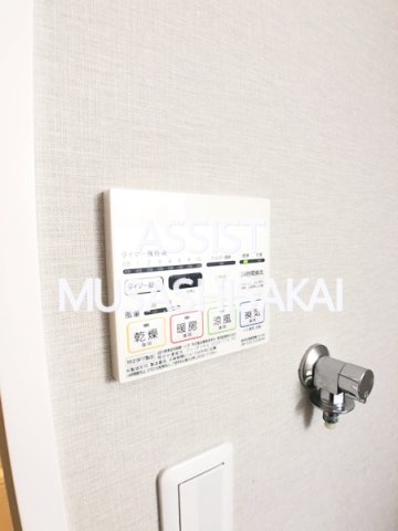 その他　写真：設備同仕様の別物件です