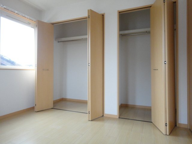 収納　クローゼット