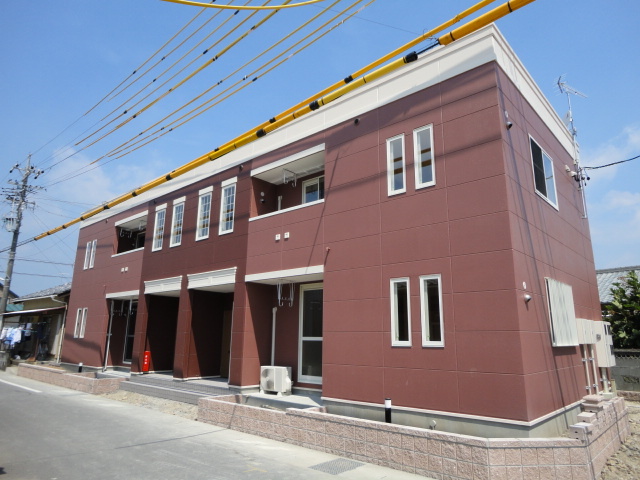 建物外観　外観写真（昼）