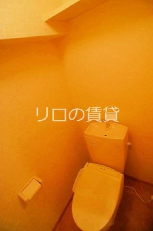 トイレ　別号室