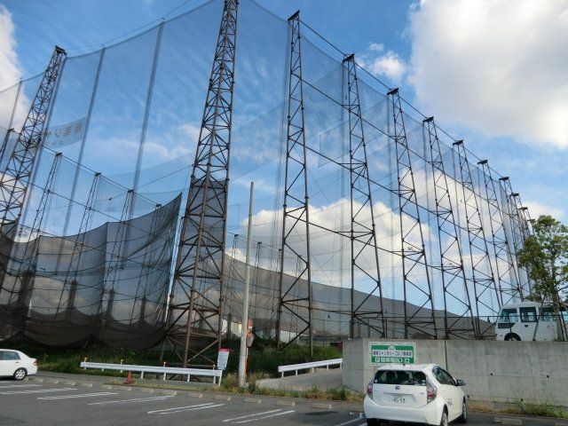その他　極楽ジャンボリーゴルフ倶楽部（その他）まで909m