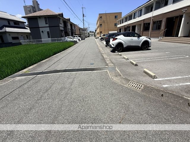 その他　前面道路（その他）まで0m