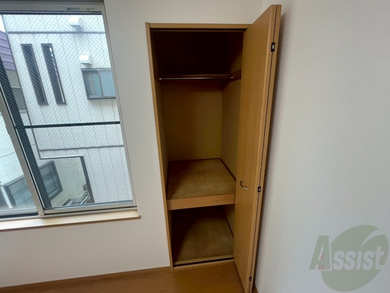 収納　クローゼットがありました。お洋服や荷物はここへ