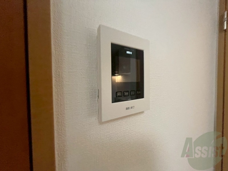 セキュリティ　ＴＶモニター付インターホンです。来客者の顔が見えるので安心！