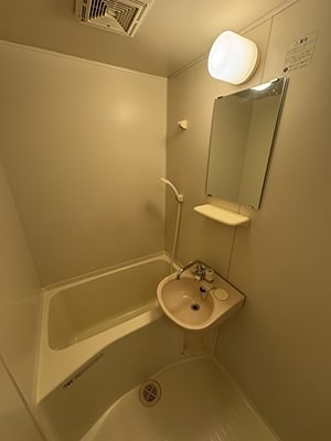 バス・シャワールーム　同等タイプのイメージ写真です。