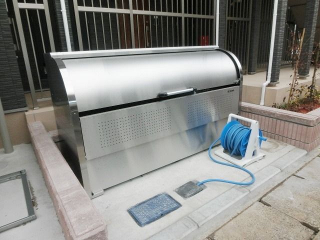 その他　専用ごみ置き場です