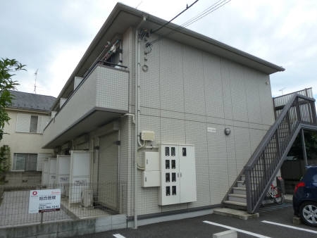 建物外観　鷹の台駅　徒歩7分です。