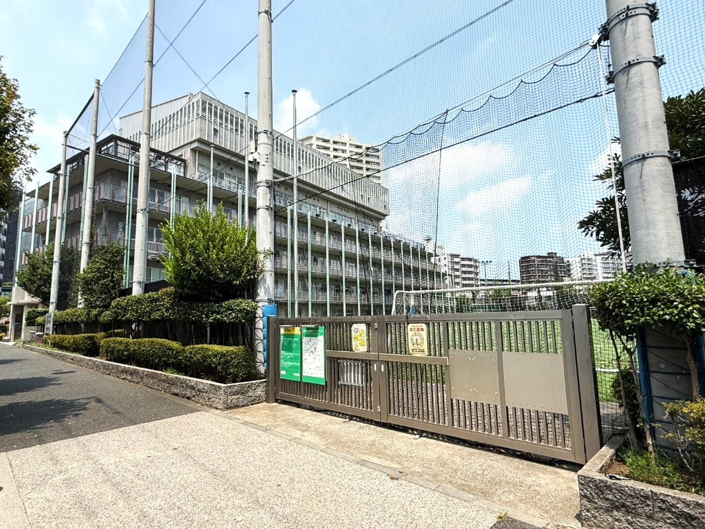 小学校　品川区立荏原平塚学園（小学校）まで424m