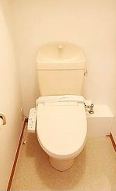 トイレ　別部屋同仕様タイプ