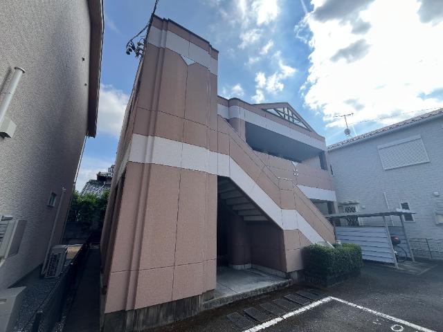 建物外観　外観写真（昼）