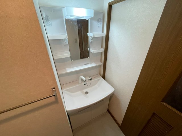 アンビエントジェーム山II番館の内装写真