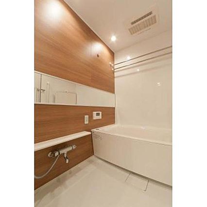 バス・シャワールーム　※別部屋の参考写真です。