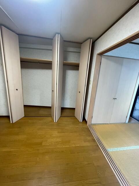 高橋ビルの居間写真