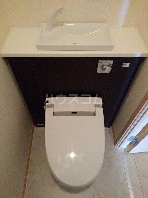 プラティークのトイレ写真