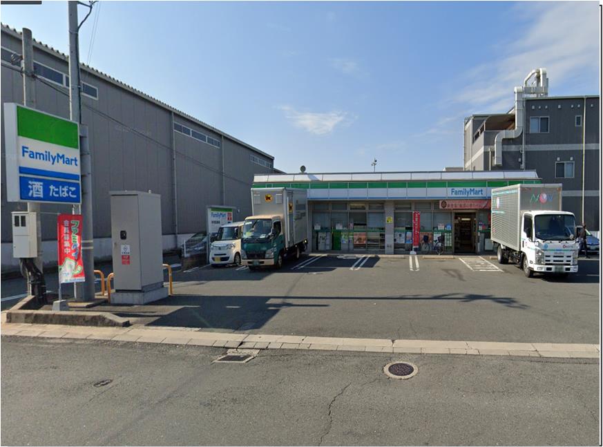 コンビニ　ファミリーマート 高井田西三丁目店（コンビニ）まで1228m