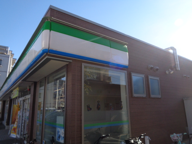 コンビニ　ファミリーマート 昭島緑町店（コンビニ）まで95m