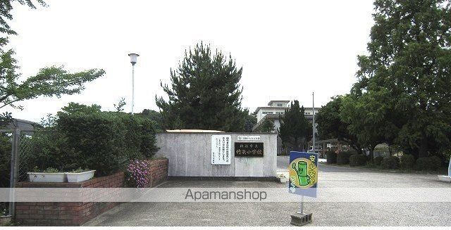 小学校　竹矢小学校（小学校）まで850m